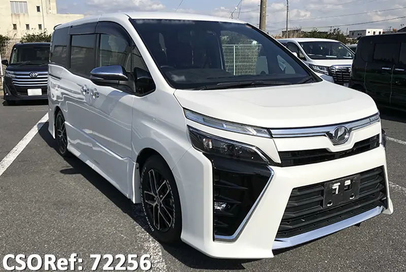 Toyota / Voxy 2018